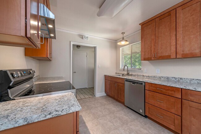 Building Photo - Single Family Home in Great West San Jose Neighborhood