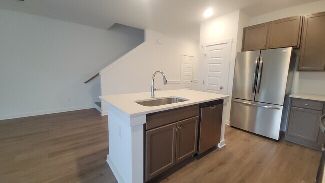 Building Photo - NEW HOME!!!  Section 8 Accepted!!!  "Discover Your Dream Home: Spacious 3-Bedroom Retreat with Gr...