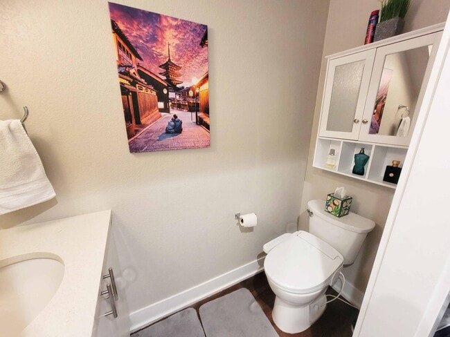 Building Photo - 3735 Kalamath St