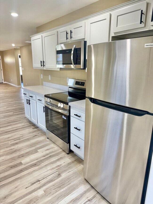 Building Photo - Just Built & Move-In Ready - Stunning New 3 Bedroom, 2 Bath Home!