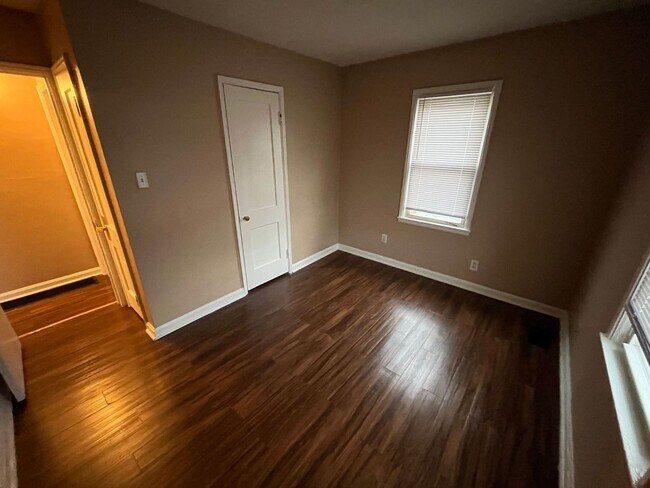 Building Photo - **Deposit Special $500**Available Now** 45...