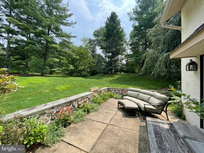 Building Photo - 19 Sugar Knoll Dr