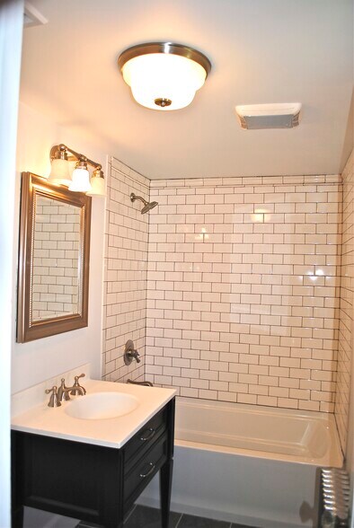Primary Photo - 60 Hayward Pl