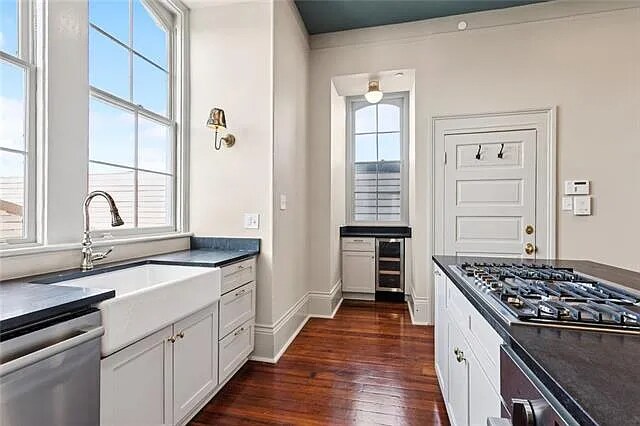 Building Photo - 632 Esplanade Ave