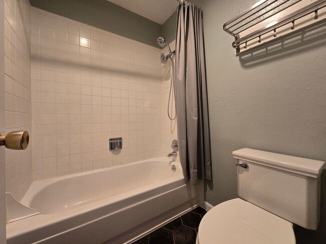 Building Photo - 506 Ridgecrest Ave