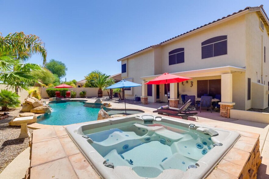 Building Photo - 16352 W Roosevelt St