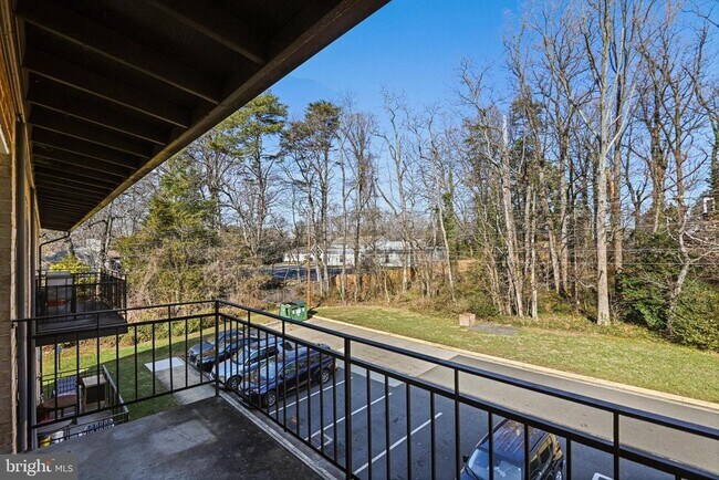 Building Photo - 4106 Mangalore Dr