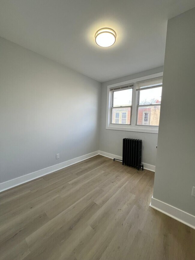 Building Photo - 1502 S Etting St