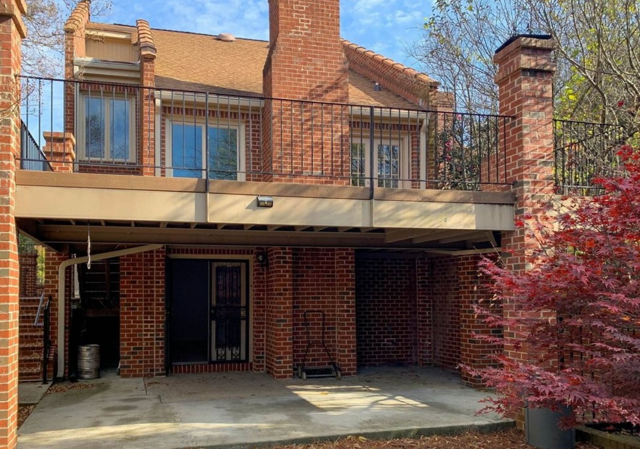 Building Photo - 315 Settlers Ln