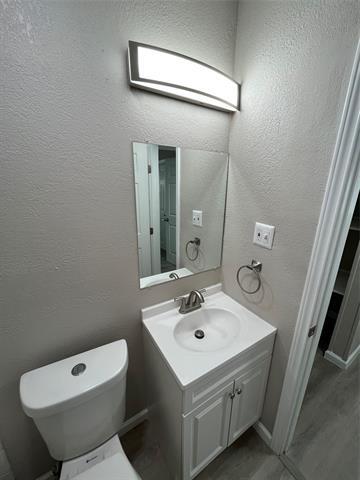 Building Photo - 2115 Dollye Dr