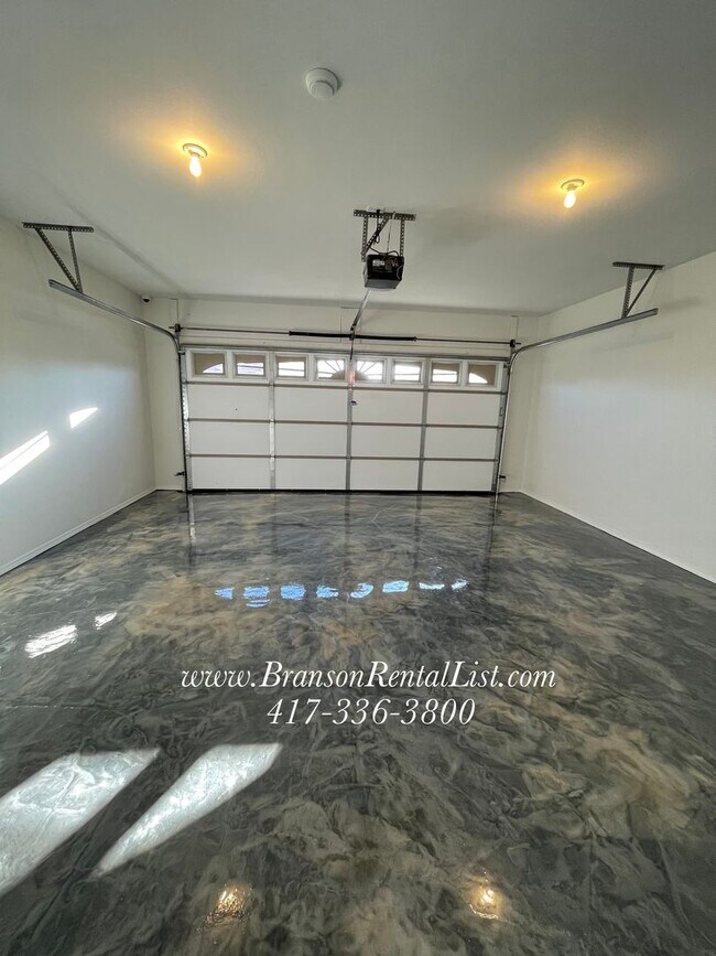 Building Photo - High tech, Smart Home, New Construction!!!