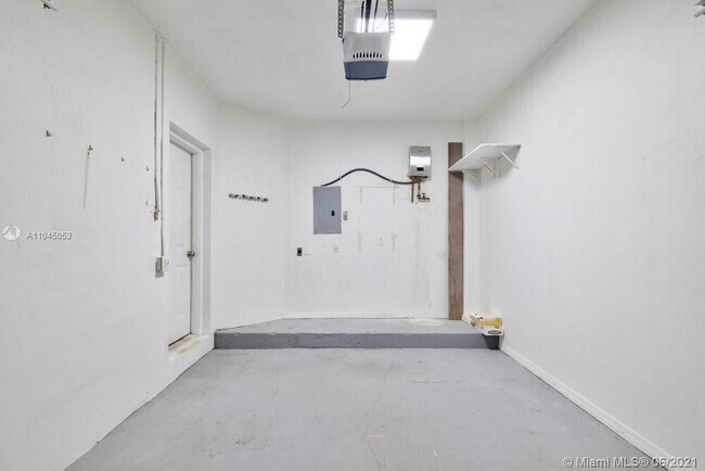 Building Photo - 12375 NW 10th Dr