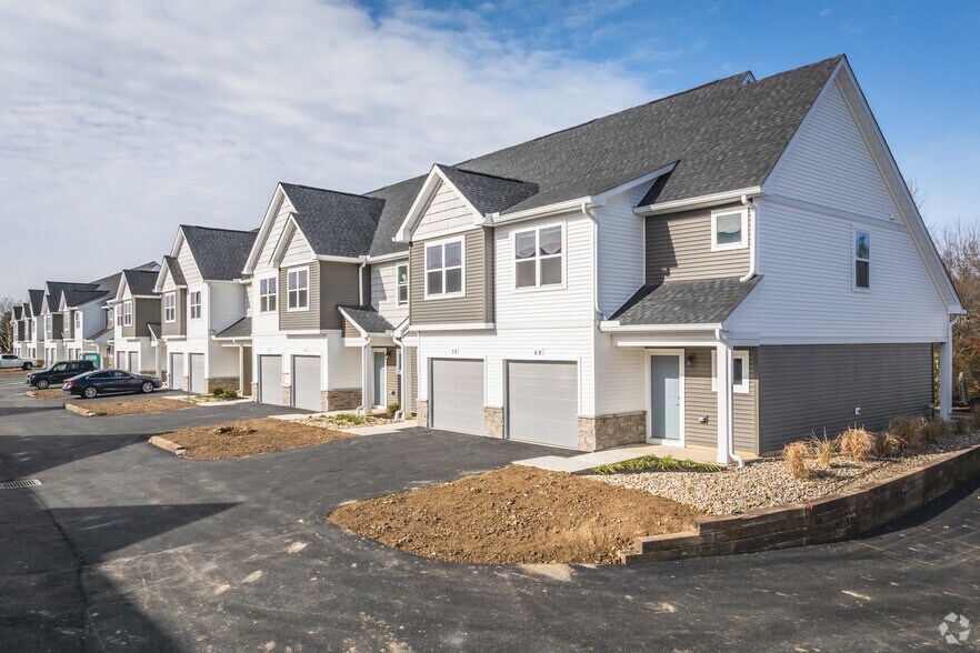 Primary Photo - Brynn Mar Crossing - Brand New Townhomes