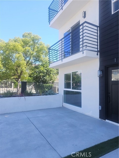 Building Photo - 5218 Auckland Ave