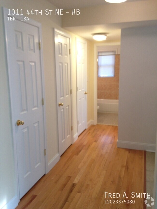 Building Photo - Deanwood One Bedroom Apartment Available Now!