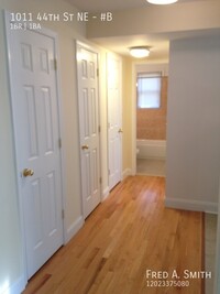 Building Photo - Deanwood One Bedroom Apartment Available Now!