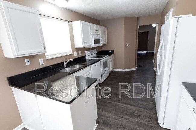 Building Photo - 9130 Allegro Dr