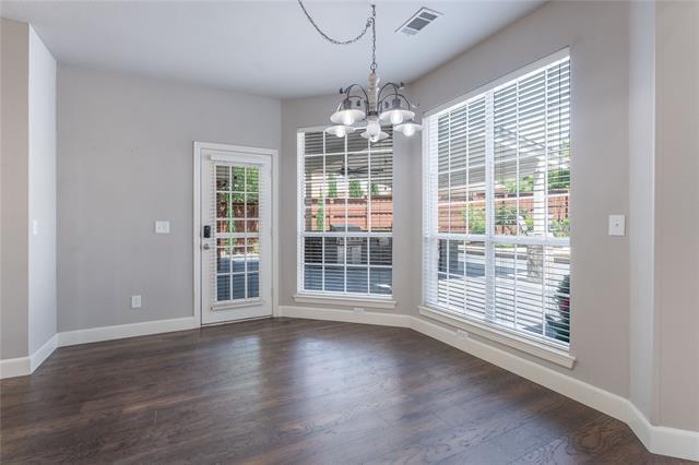 Building Photo - 209 Timber Lake Dr