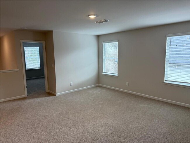 Building Photo - 181 Vly Oak Dr