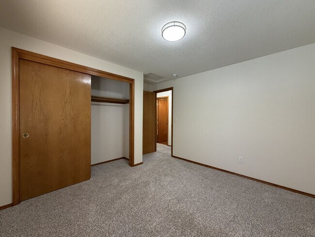 Building Photo - 5505 SW 149th Ave