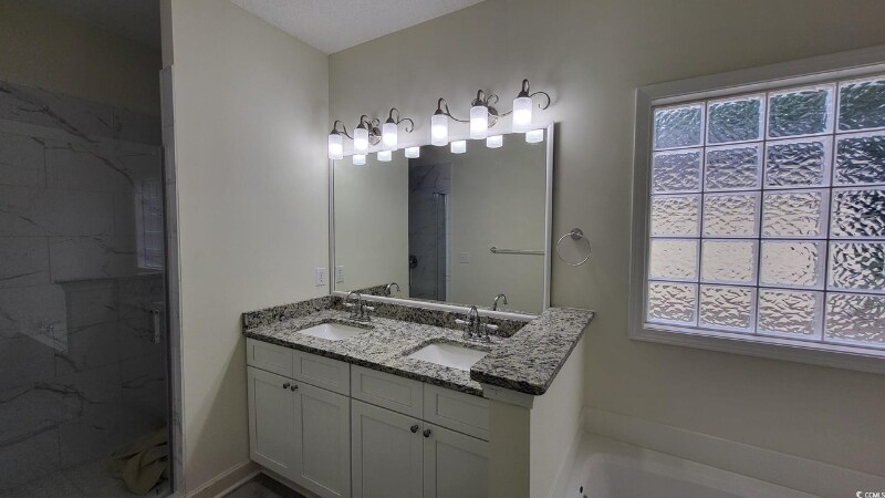 Building Photo - 267 Sienna Dr