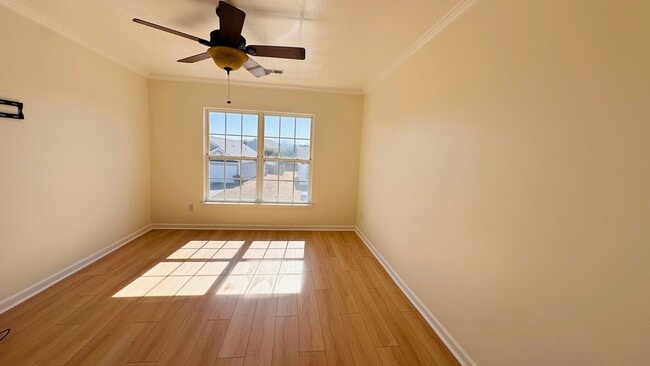 Building Photo - 1136 Moss Grove Dr