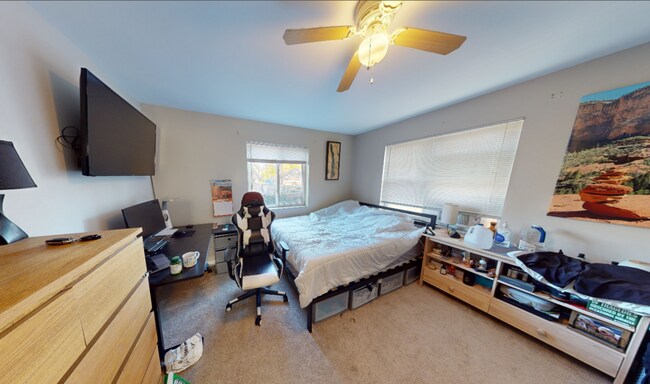 Building Photo - 808 Hutchins-808HUTCH