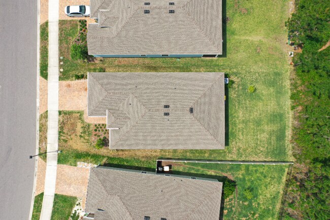 Building Photo - 9504 Lovage Ln