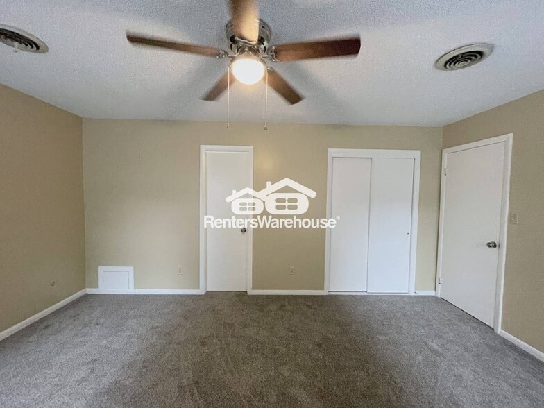 Building Photo - 1812 Delaney St