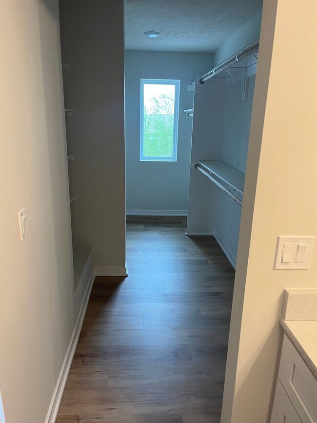 Building Photo - Spacious 5-Bedroom Duplex Near Asbury Elementary with Finished Basement & Full Amenities