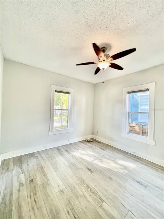 Building Photo - 111 W Amelia Ave