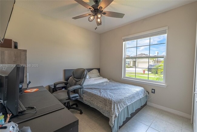 Building Photo - 10609 SW Vasari Way