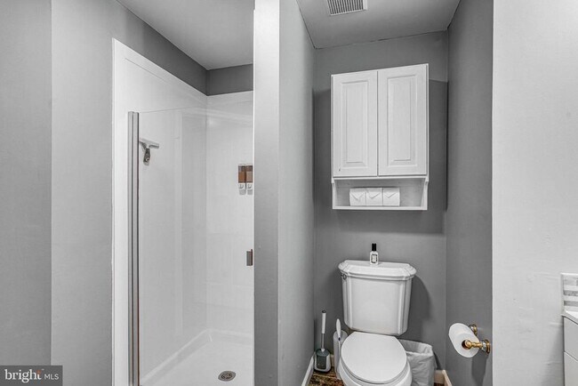 Building Photo - 7501 Calderon Ct