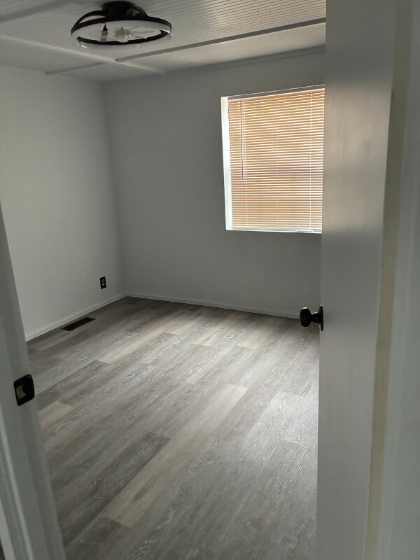 Building Photo - 1010 Cedar Dr