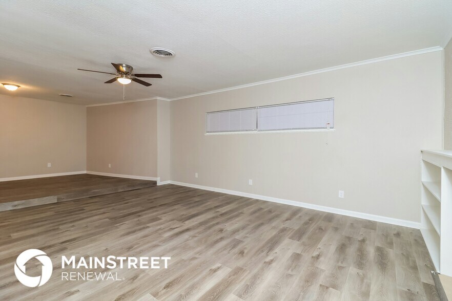 Building Photo - 3550 Creston Ct