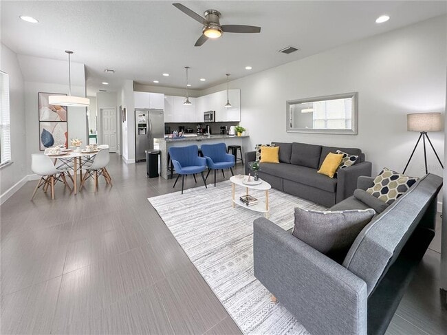 Building Photo - 17319 Serenidad Blvd