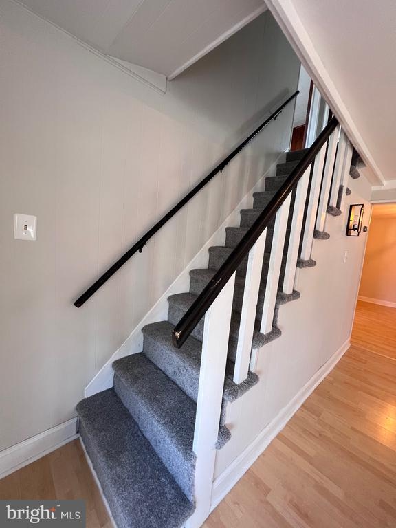 Building Photo - 629 White Horse Ave