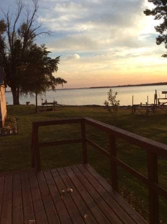 Building Photo - Cute Cottage located on Lake Koshkonong