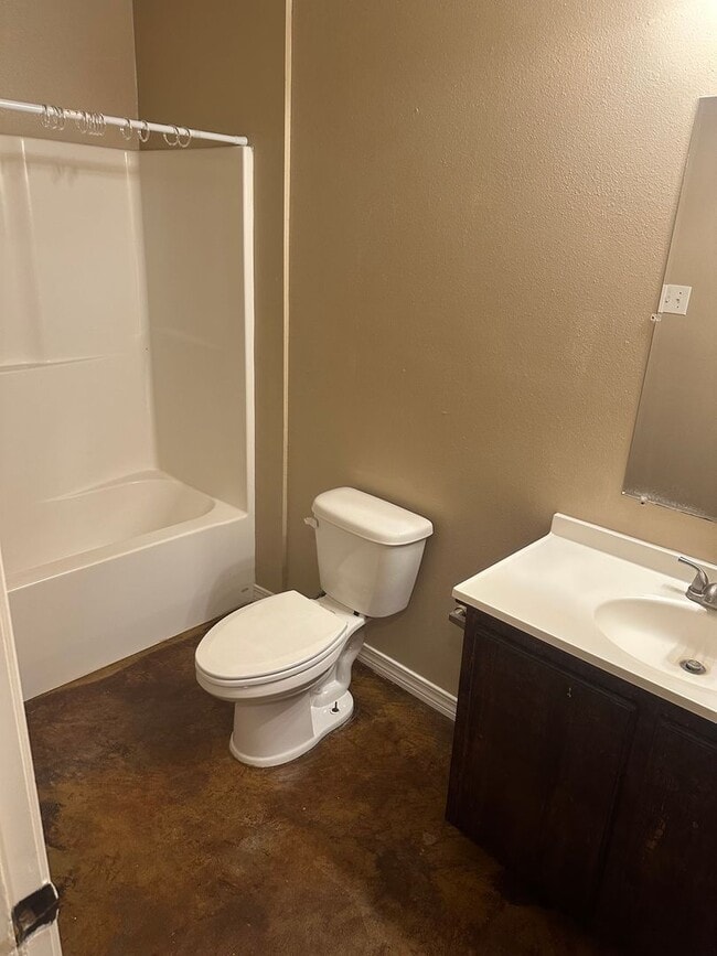 Building Photo - 42653 Edgewater Ln