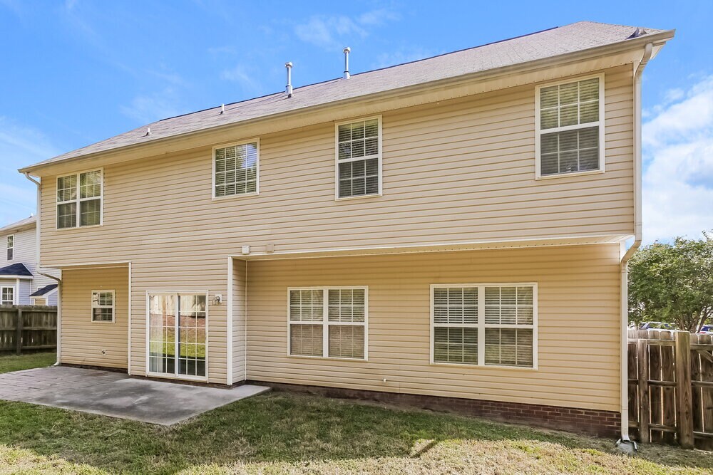 Building Photo - 2926 Island Point Dr NW