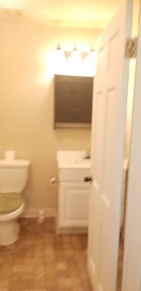 Freshly painted - 615 N 17th St