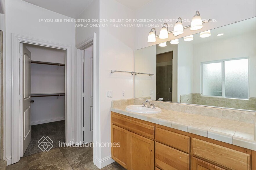 Building Photo - 5520 Hope Ranch Ct