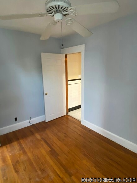 Building Photo - 2 Goldsmith Ave