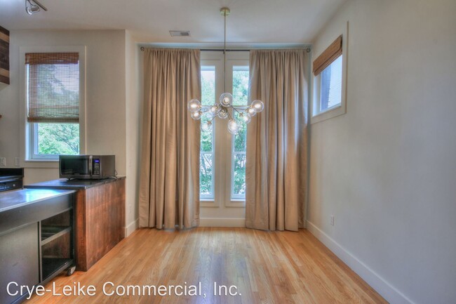 Building Photo - 2 br, 2 bath House - 1205 Paris Ave #204