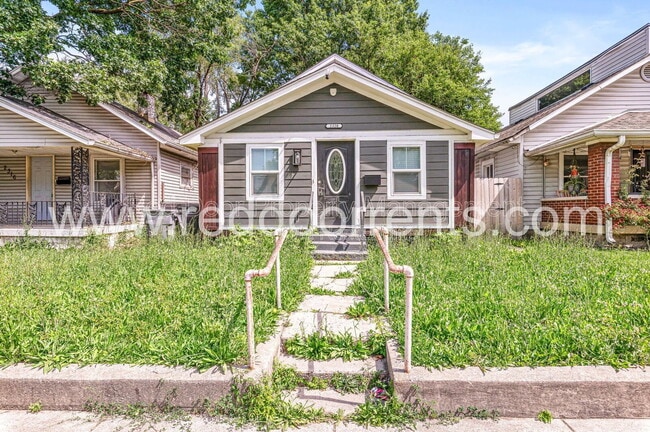 Building Photo - 2320 Spann Ave