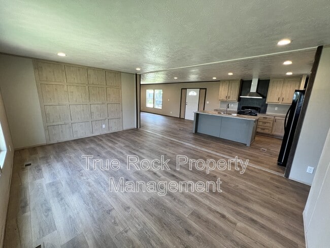Building Photo - 16406 County Rd 1526 Ct