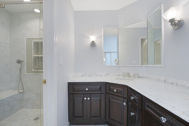Building Photo - 169 Sierra Pass Dr