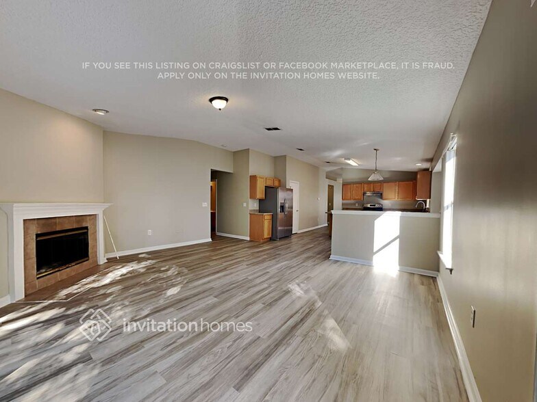 Building Photo - 1433 Woodland View Dr