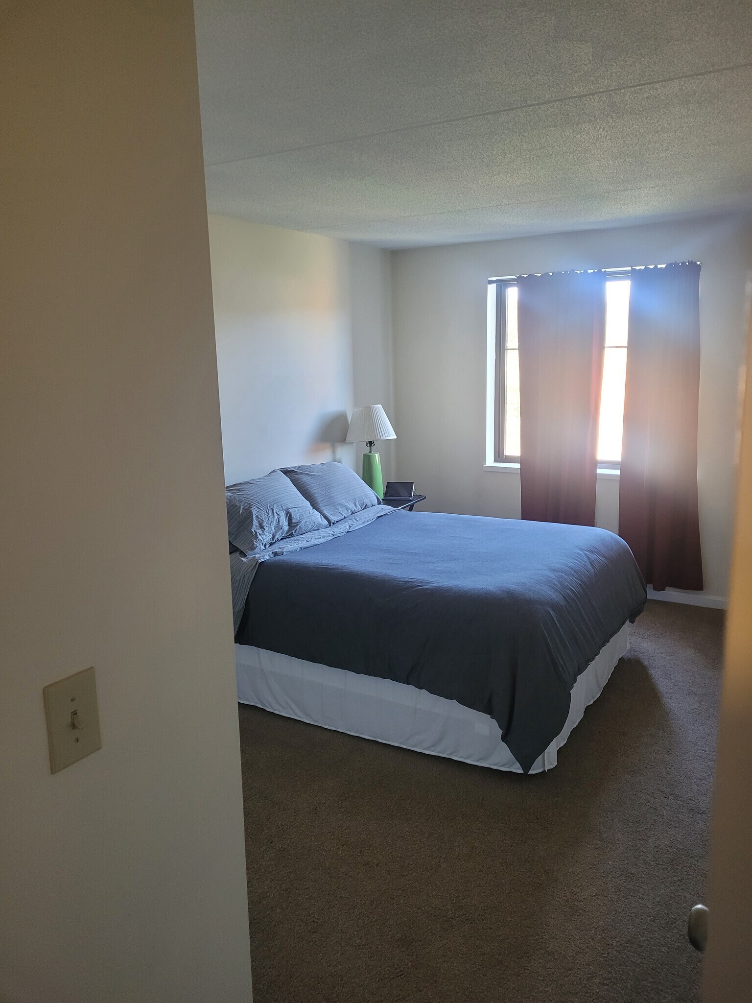 Bedroom - 100 Ledgewood Dr