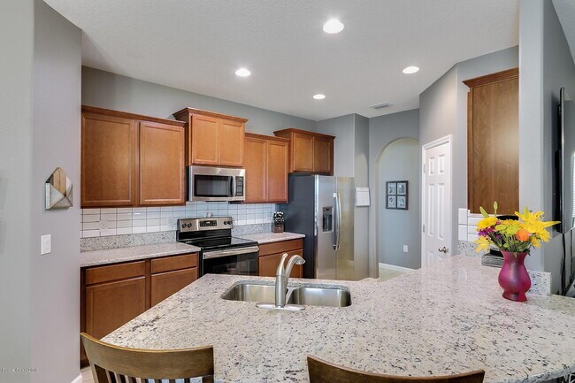 Building Photo - Sawgrass Lakes